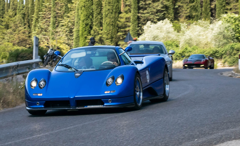 Illustration for article titled A Pagani Rally In Italy Puts All Other Car Meets To Shame